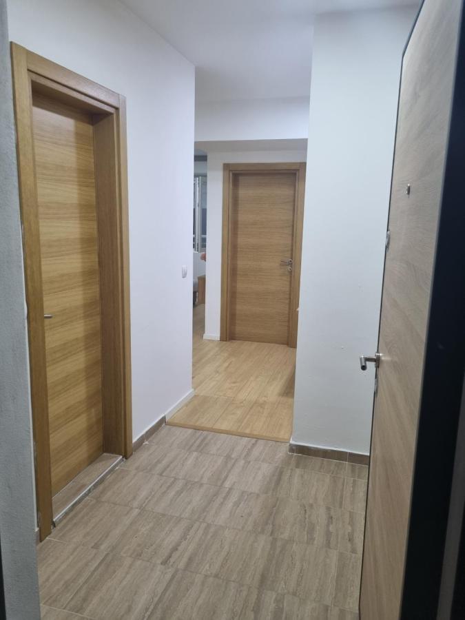 Golden Sun Skopje Apartment Bagian luar foto